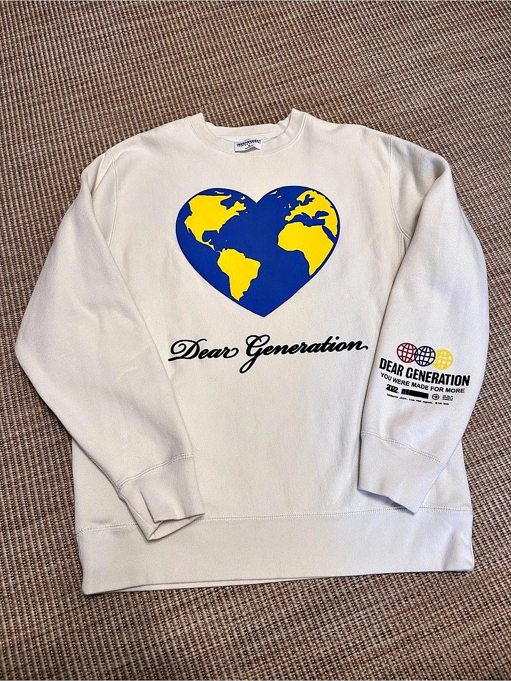Dear Generation The Send 2022 Heart Graphic Christian Sweatshirt Medium